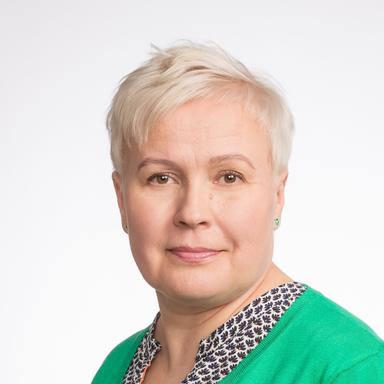 Sari Lahtinen — Pihlajalinna