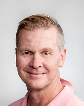 Mikko Puhakka Lääketieteen lisensiaatti — Pihlajalinna