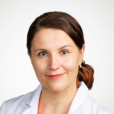 Anne Lätti, Lääketieteen tohtori — Pihlajalinna