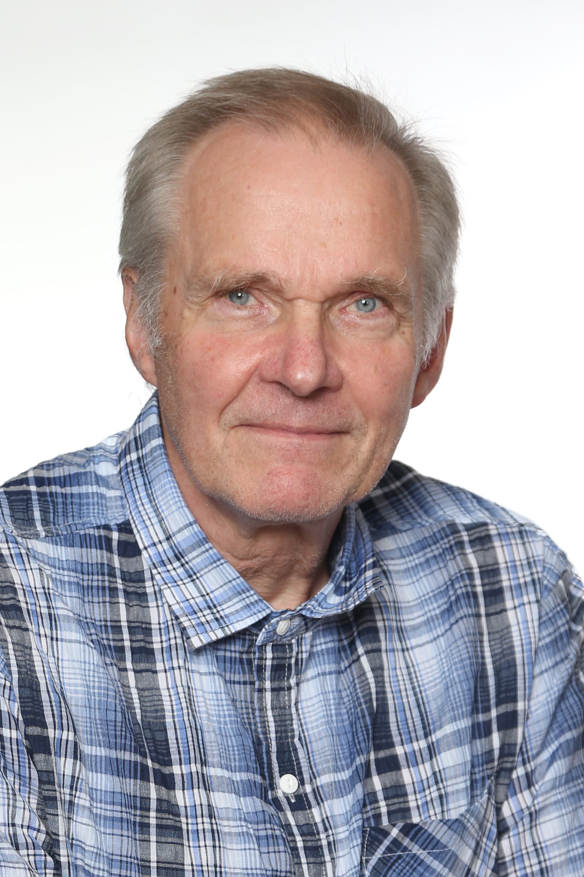 Ari Saarinen Lääketieteen lisensiaatti — Pihlajalinna