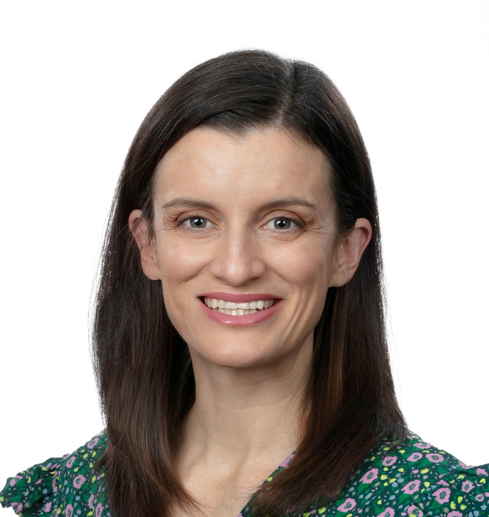 Amy Lindroos — Pihlajalinna