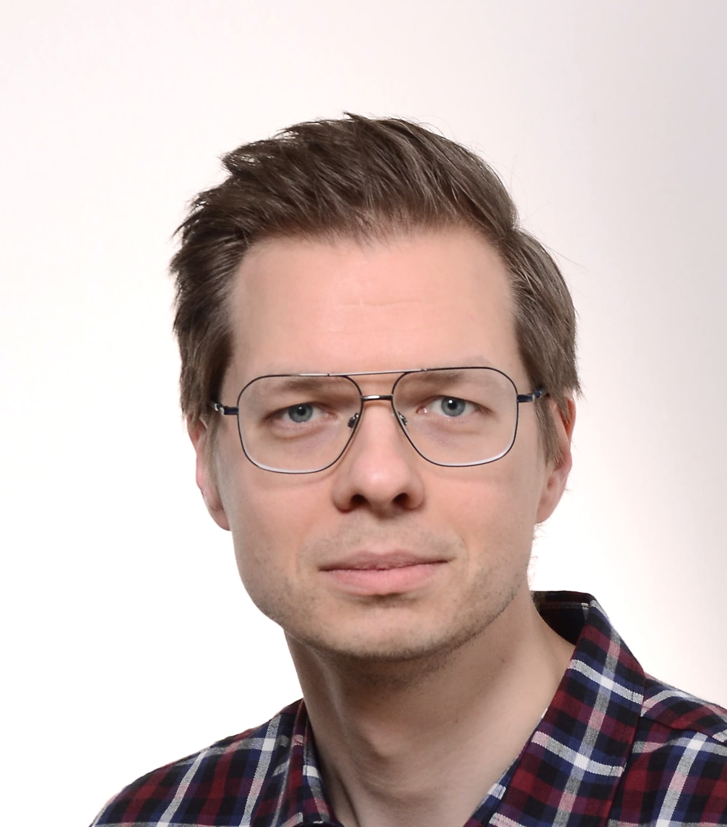 Sami Kormi, Lääketieteen tohtori — Pihlajalinna
