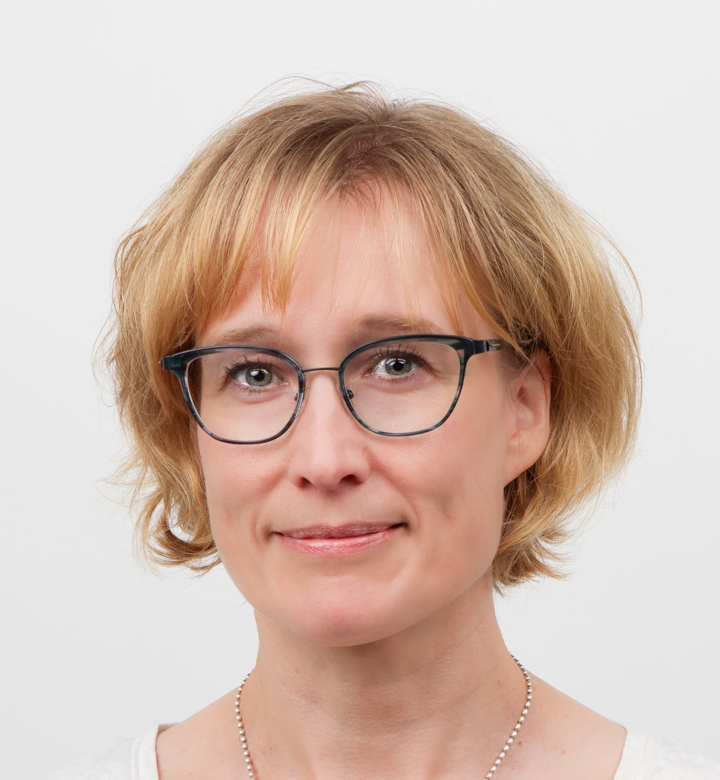 Anne Väisänen — Pihlajalinna