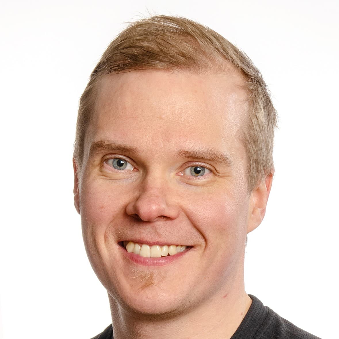 Aleksi Montonen — Pihlajalinna