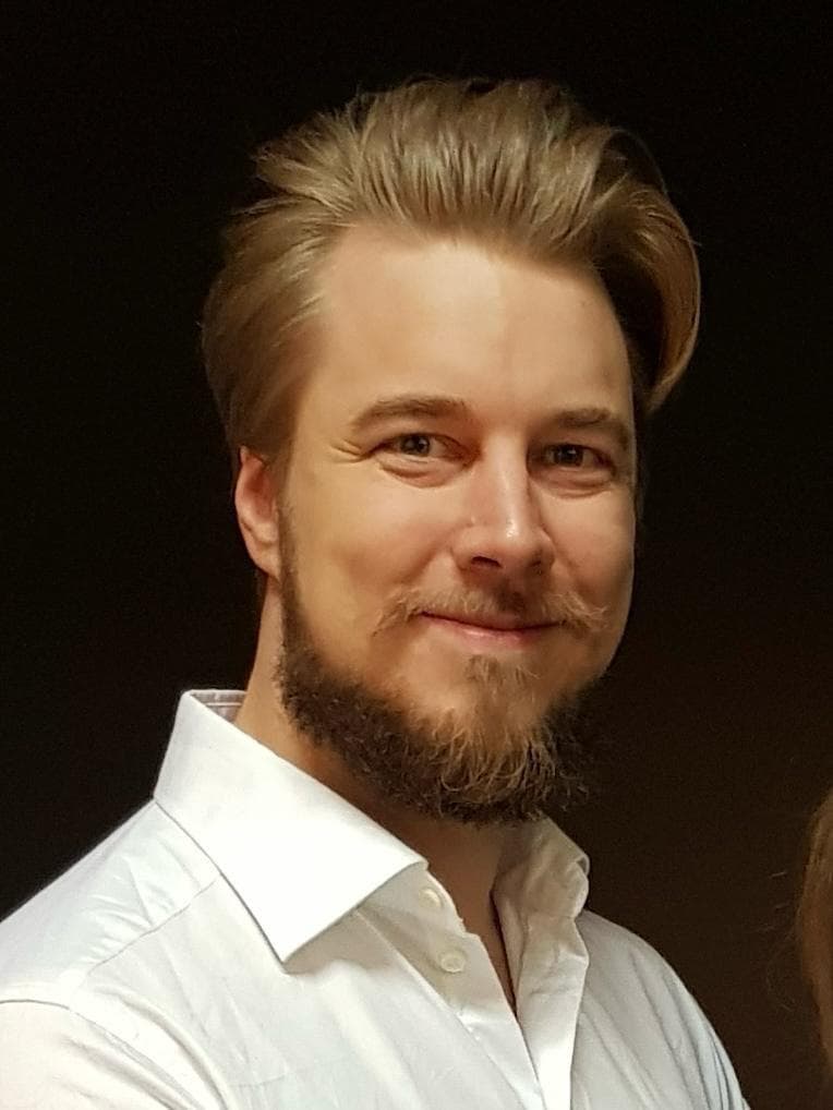 Henri Sihvonen, Lic.Med. — Pihlajalinna