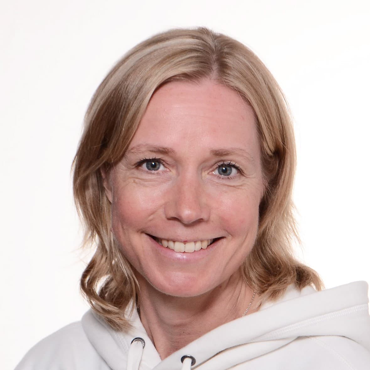 Emmi Helle, Dosentti — Pihlajalinna