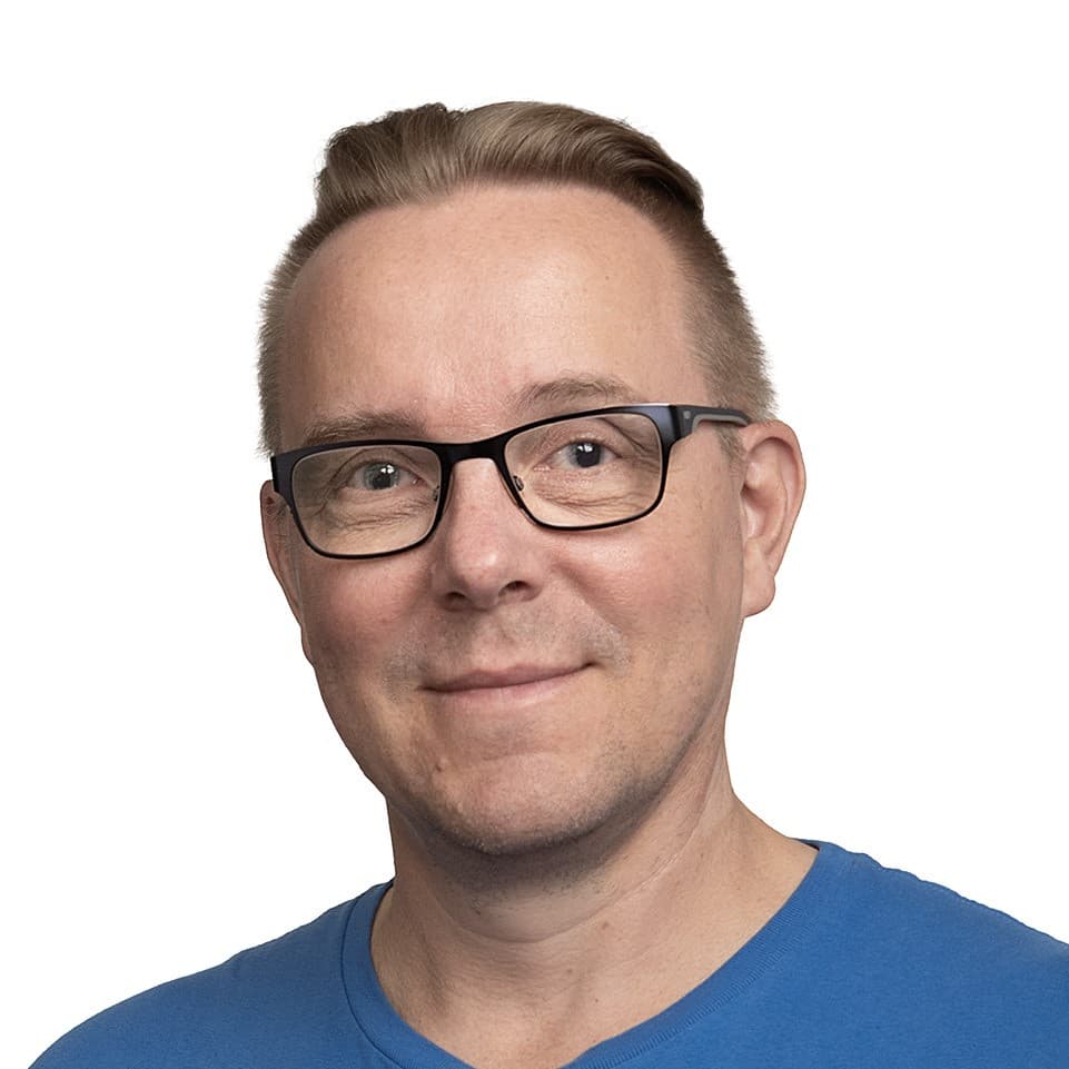Jari Mäkilä — Pihlajalinna
